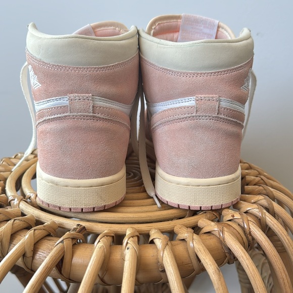 Jordan 1 Retro OG Washed Pink - Picture 5 of 5